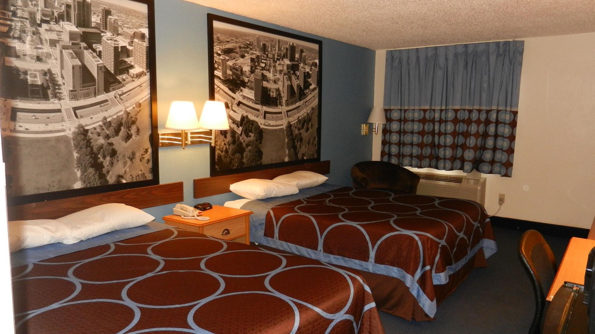 Super 8 By Wyndham Potosi Hotel Екстериор снимка