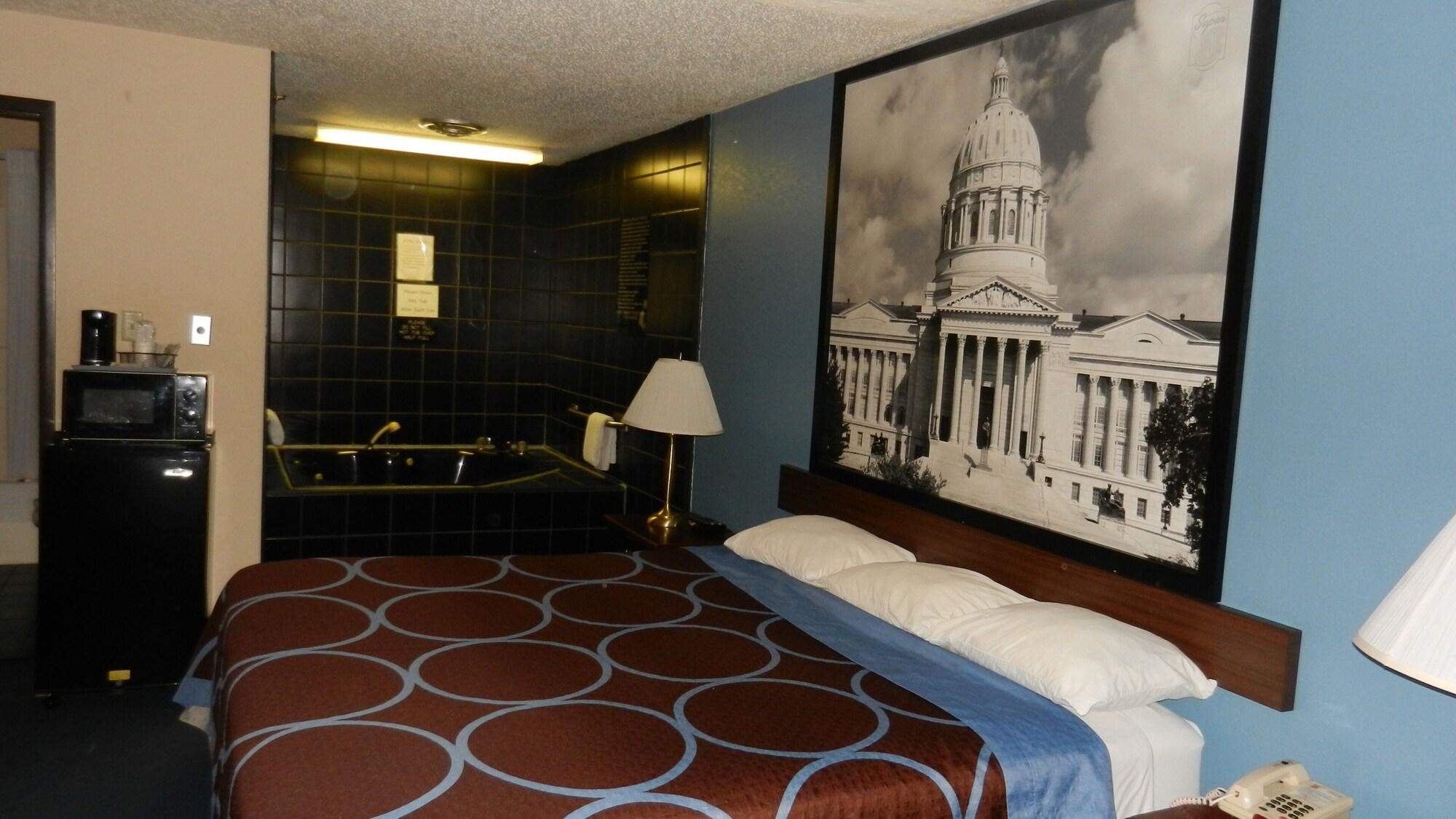 Super 8 By Wyndham Potosi Hotel Екстериор снимка